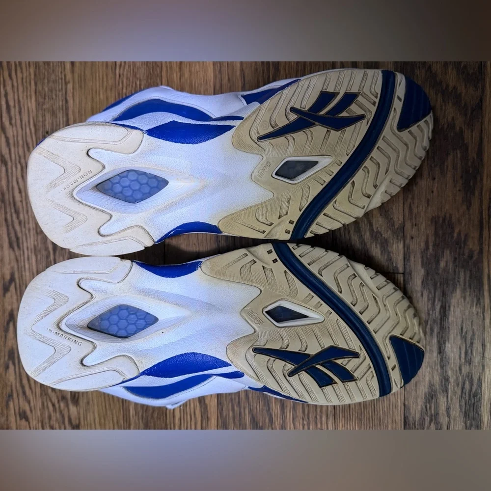 Reebok Classic Blue and White Sneakers - Picture 5 of 6